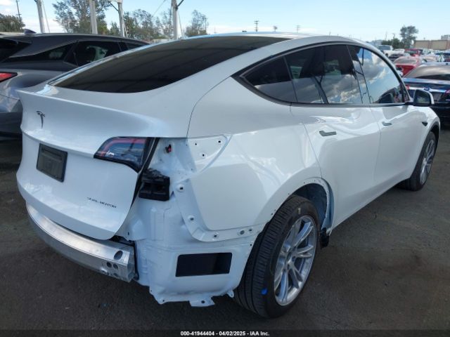 7SAYGDEE5RA222333 Tesla Model Y Long Range Dual Motor All-wheel Drive