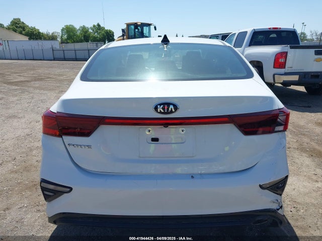 3KPF24AD9LE246814 KIA Forte Lxs