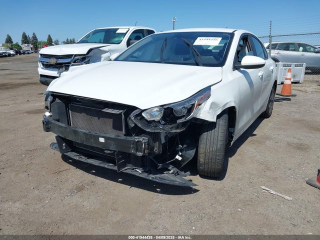 3KPF24AD9LE246814 KIA Forte Lxs