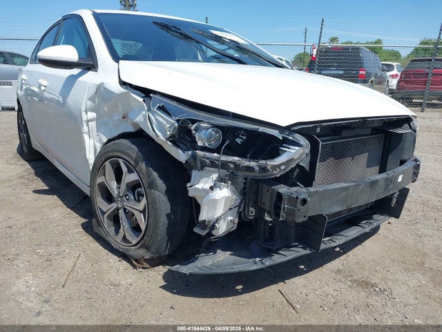 3KPF24AD9LE246814 KIA Forte Lxs