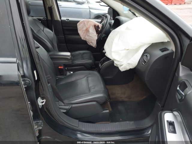 1C4NJDCB4ED718464 Jeep Compass Limited