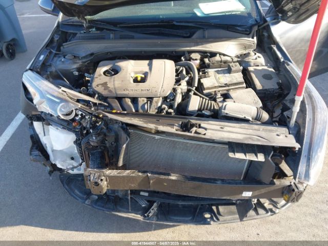 3KPF24AD3RE753085 KIA FORTE LX