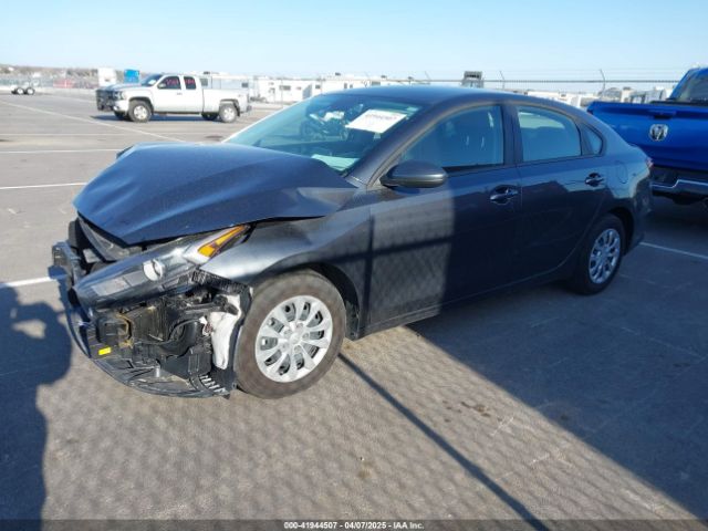 3KPF24AD3RE753085 KIA FORTE LX