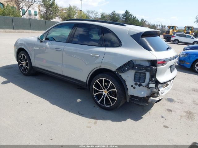 WP1AA2AY2MDA02749 Porsche Cayenne