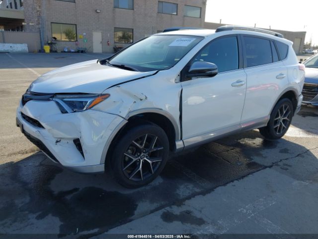 2T3JFREV0JW764665 Toyota RAV4 SE