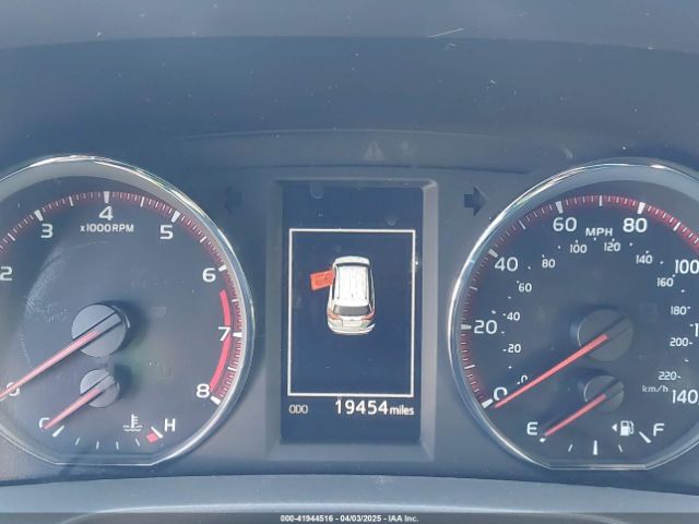 2T3JFREV0JW764665 Toyota RAV4 SE