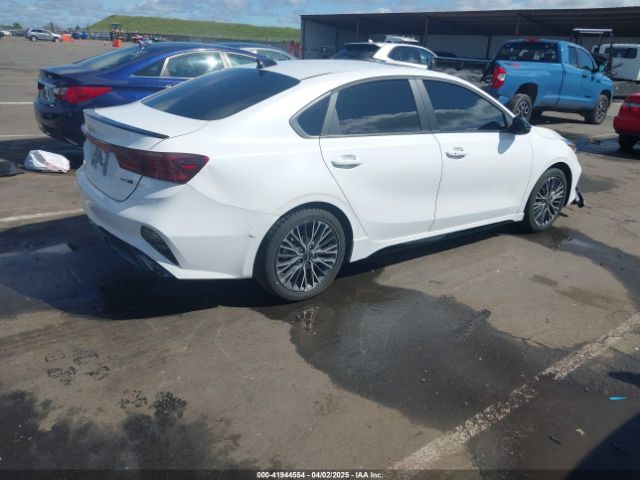 3KPF54AD8RE759455 KIA Forte Gt-line