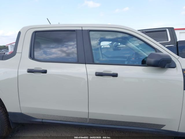 3FTTW8C93RRA26898 Ford Maverick Xlt