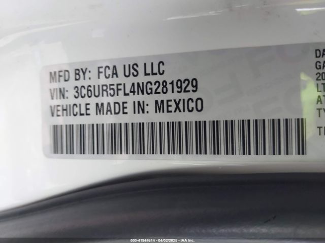 3C6UR5FL4NG281929 RAM 2500 Laramie  4x4 6'4 Box