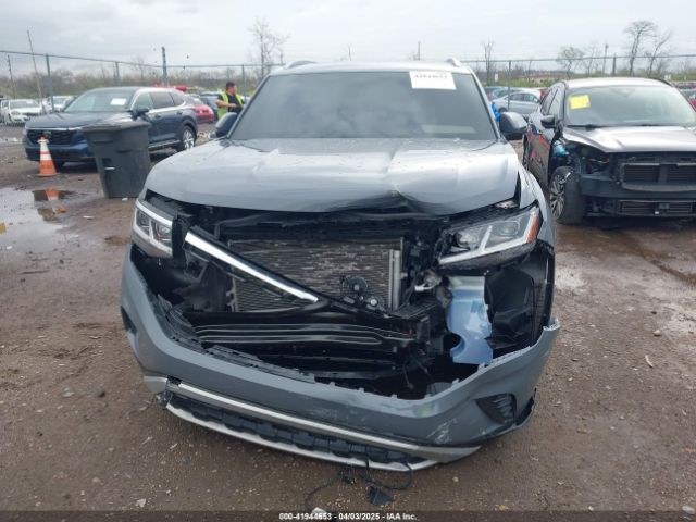 1V2KE2CA9NC205556 Volkswagen Atlas Cross Sport 3.6l V6 Se W/technology