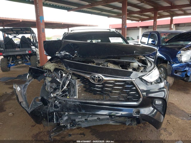 5TDFZRAHXNS132762 Toyota 2gr-fks