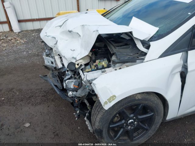 1FADP3E22HL263289 Ford FOCUS S