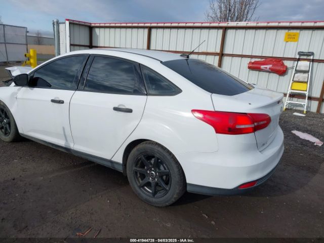 1FADP3E22HL263289 Ford FOCUS S