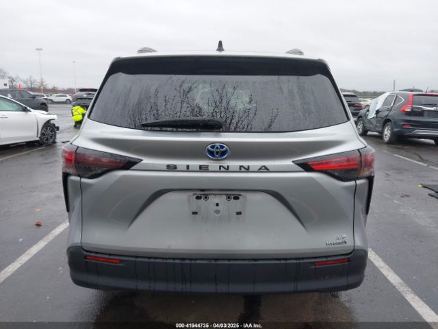 5TDKRKEC6PS148710 Toyota SIENNA LE