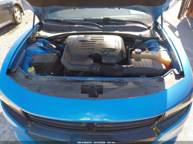 2C3CDXHG1FH866598 Dodge Charger Sxt