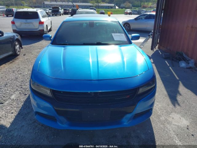 2C3CDXHG1FH866598 Dodge Charger Sxt