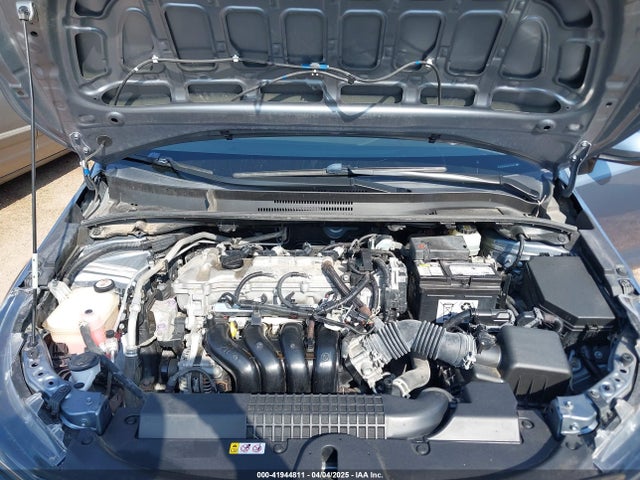 JTDEPMAE8MJ151560 Toyota COROLLA LE
