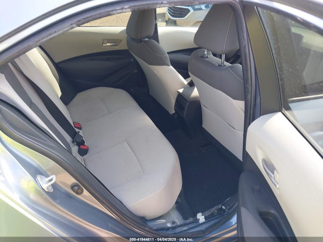 JTDEPMAE8MJ151560 Toyota COROLLA LE