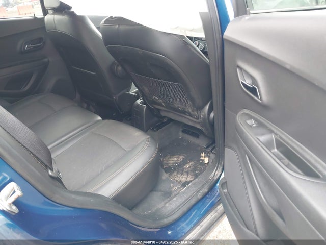 3GNCJLSB1KL281331 Chevrolet Trax Lt