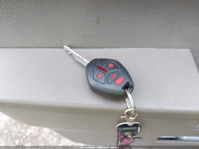 2011 MITSUBISHI ENDEAVOR 4A4JN3AS3BE018255 Photo 10