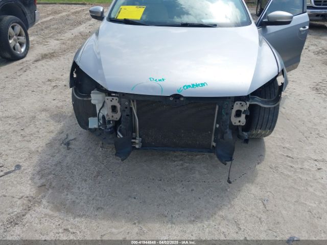 1VWBS7A32EC082630 Volkswagen Passat 1.8t Se