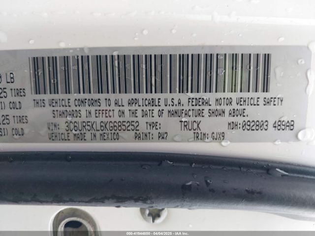 3C6UR5KL6KG685252 RAM 2500 Laramie  4x4 8' Box