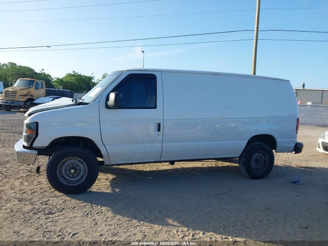 Ford E-250 Commercial 2014 1FTNE2EW2EDA13610 Image 15