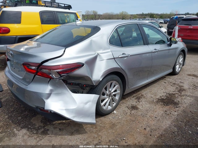 4T1C11AK1MU455773 Toyota CAMRY LE