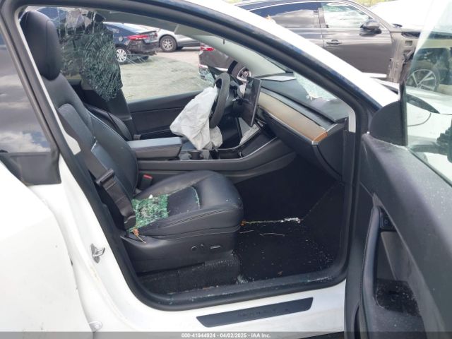2021 TESLA MODEL Y 5YJYGDEE7MF077708 Photo 4