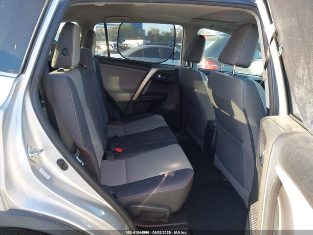 2T3WFREV2EW124632 Toyota Rav4 Xle