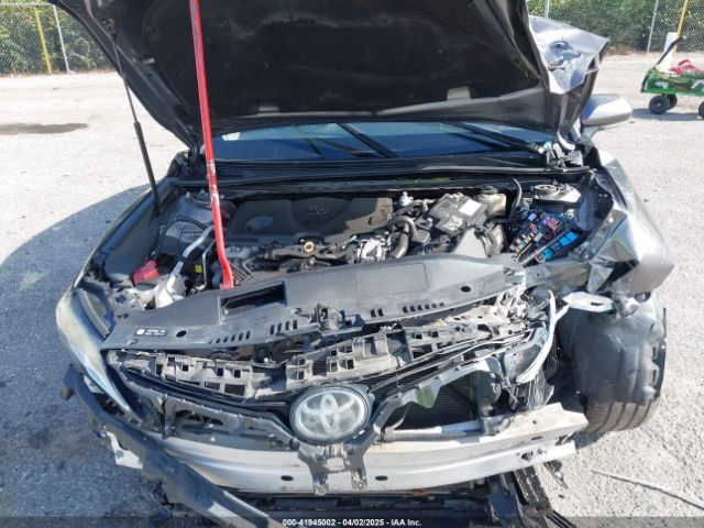 4T1B11HK0JU014813 Toyota CAMRY SE