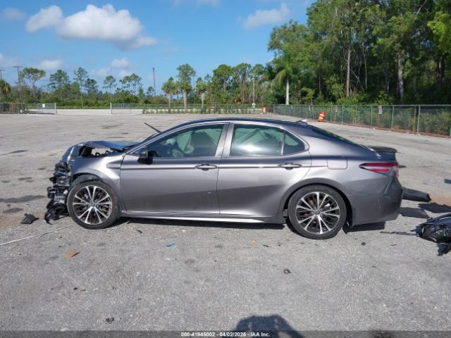 4T1B11HK0JU014813 Toyota CAMRY SE