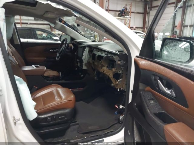 1GNEVKKW5JJ122022 Chevrolet Traverse High Country