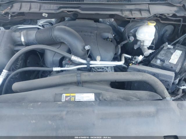 1C6RR7UT3GS359049 RAM 1500 Sport