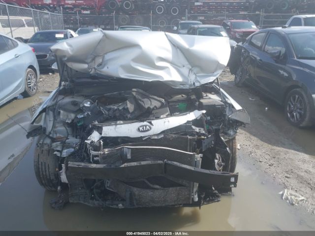 5XXGT4L33KG348167 KIA Optima Lx