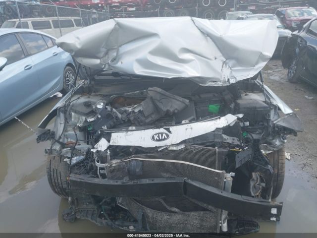 5XXGT4L33KG348167 KIA Optima Lx