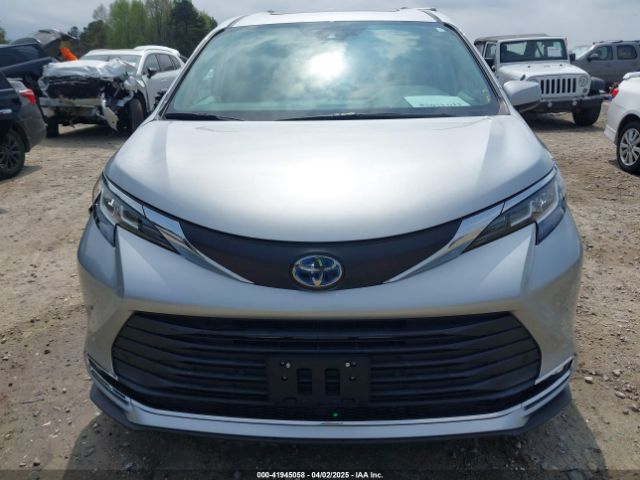 5TDJSKFC2MS007191 Toyota SIENNA XLE