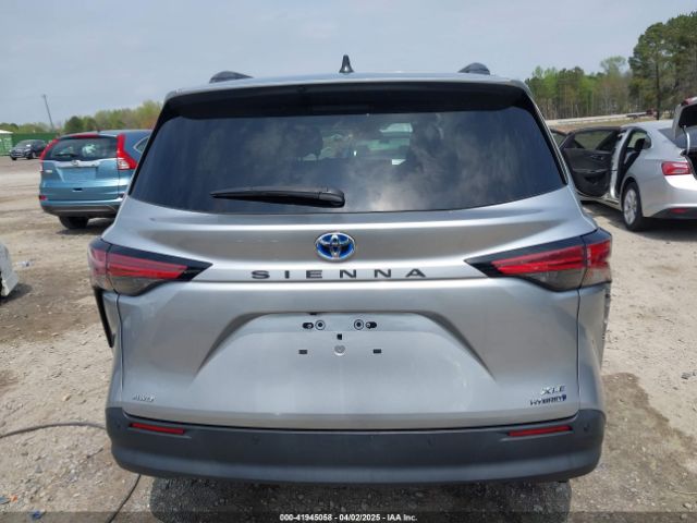 5TDJSKFC2MS007191 Toyota SIENNA XLE