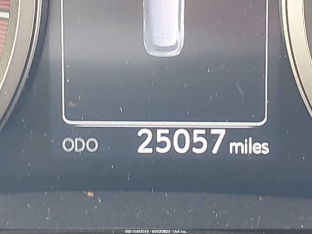 JTJYARBZ9F2002002 Lexus NX 200T