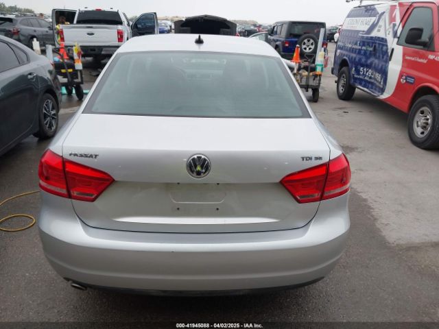 1VWBV7A39FC031487 Volkswagen Passat 2.0l Tdi Se