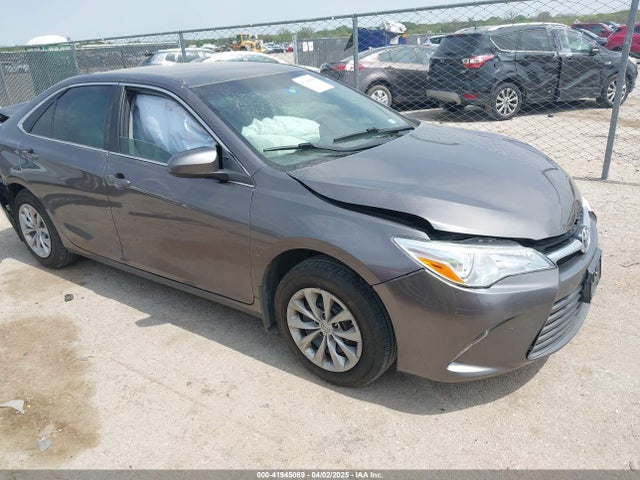 4T1BF1FK4HU410709 Toyota CAMRY LE