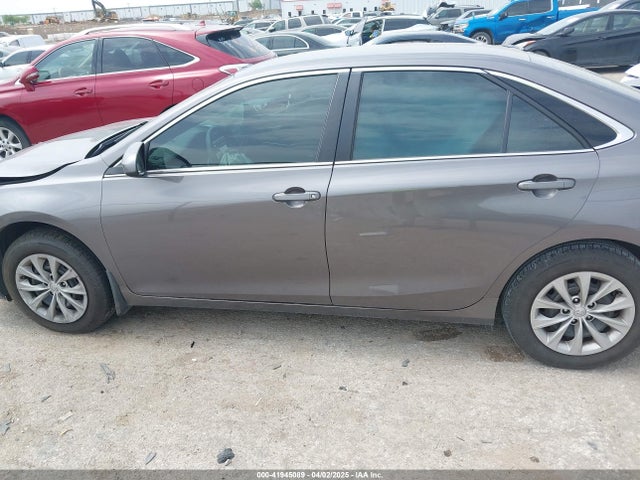 4T1BF1FK4HU410709 Toyota CAMRY LE