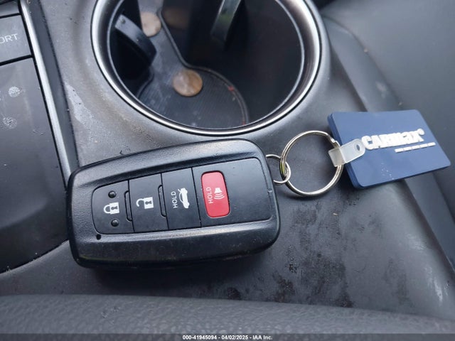 4T1T11AK4NU673773 Toyota CAMRY SE