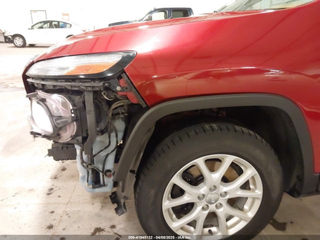 1C4PJMCB4FW687618 Jeep Cherokee Latitude