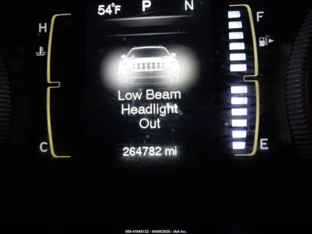 1C4PJMCB4FW687618 Jeep Cherokee Latitude