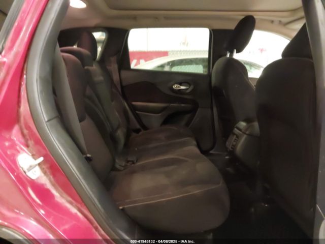1C4PJMCB4FW687618 Jeep Cherokee Latitude