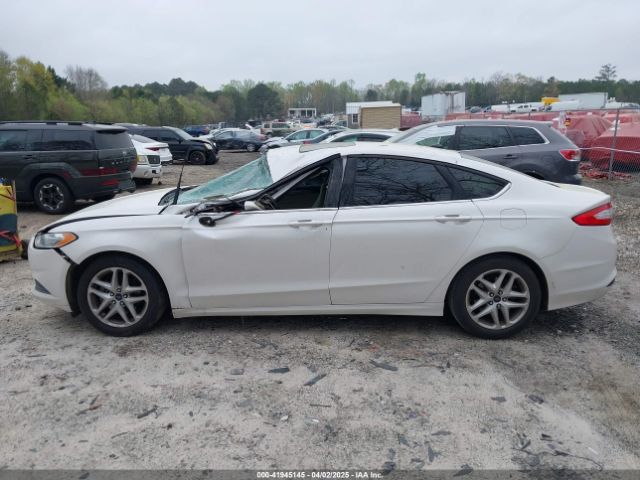 3FA6P0HD4ER326782 Ford FUSION SE