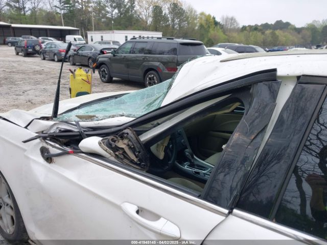 3FA6P0HD4ER326782 Ford FUSION SE