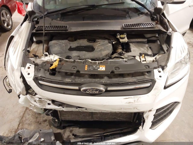 1FMCU0G93GUC75141 Ford ESCAPE SE