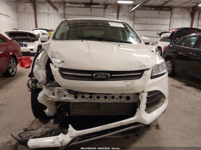 1FMCU0G93GUC75141 Ford ESCAPE SE